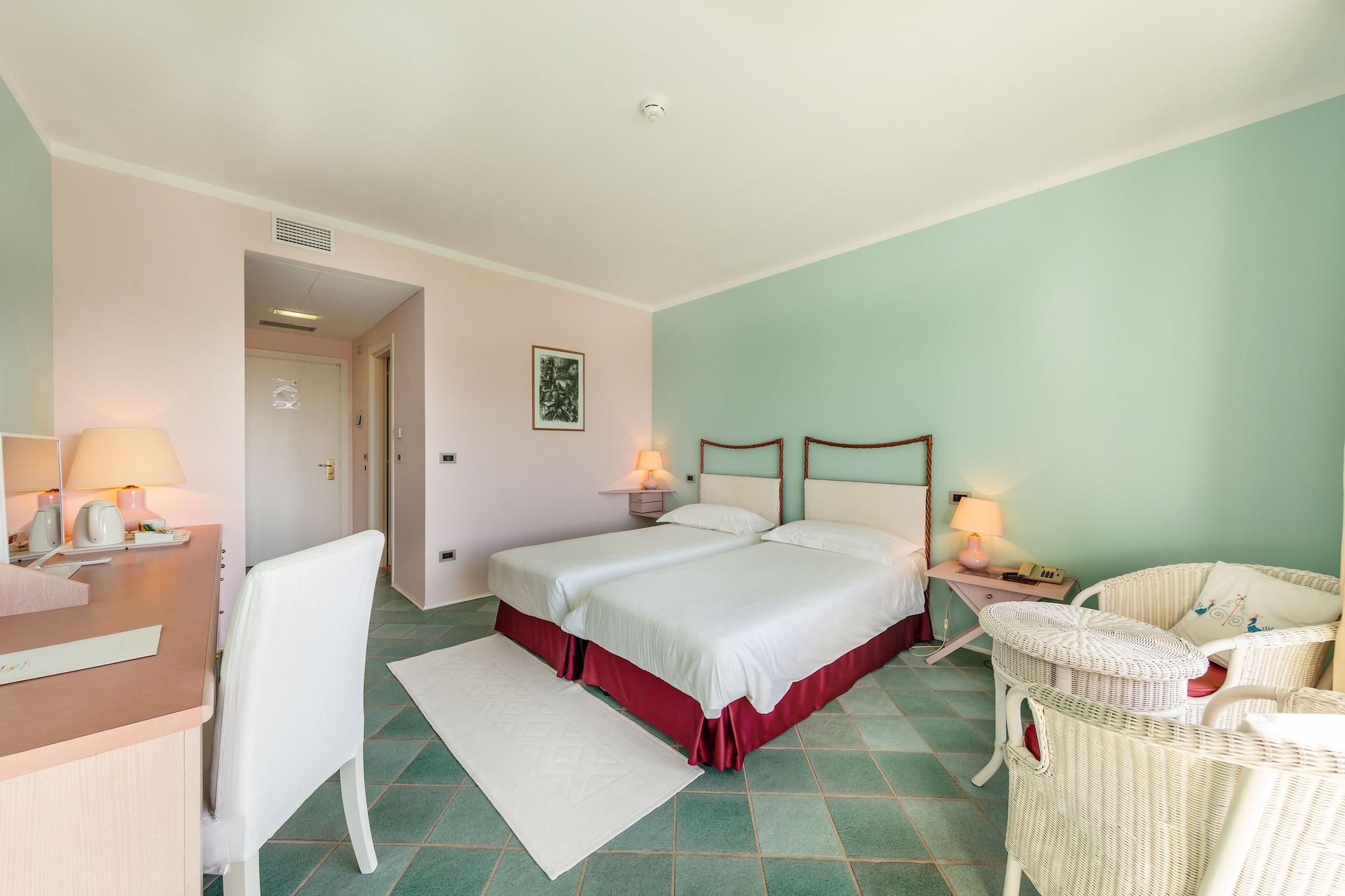 Hotel Luna Lughente 4*