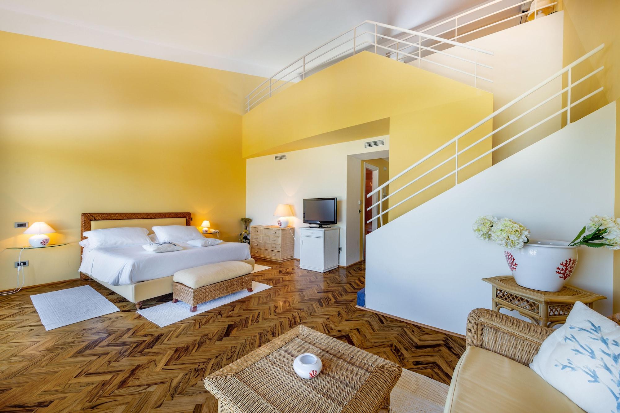 Hotel Luna Lughente 4*